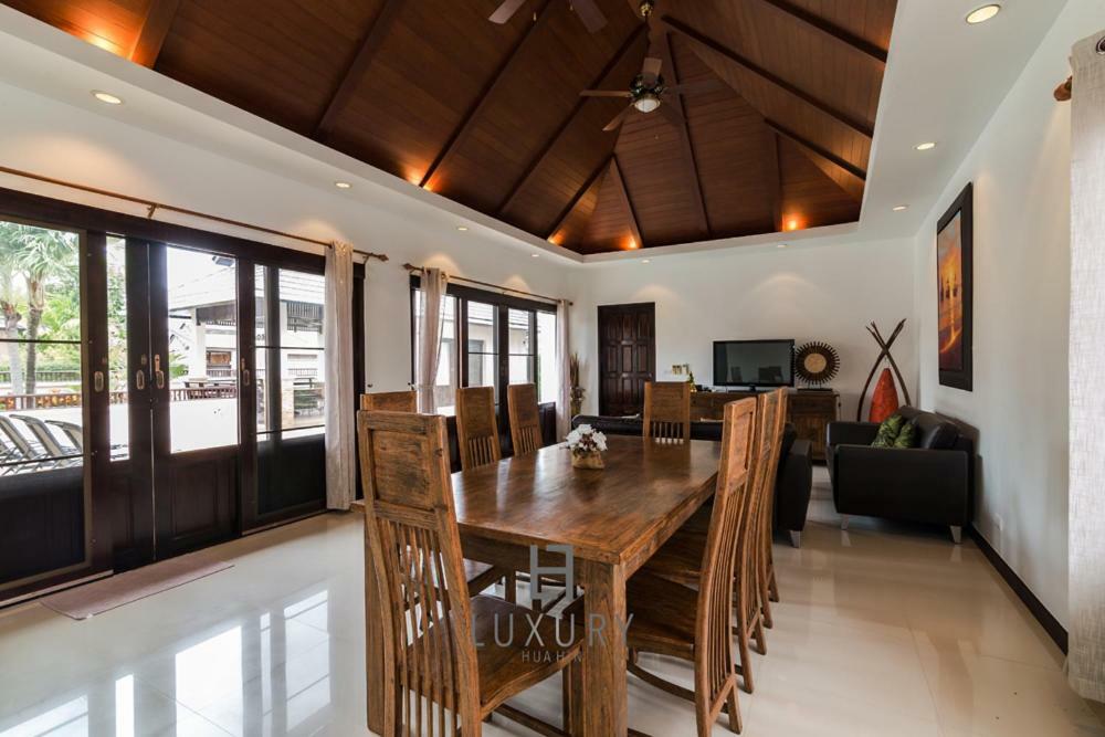 4 Bedroom Private Bali Style Villa Hh6 HHQ Extérieur photo